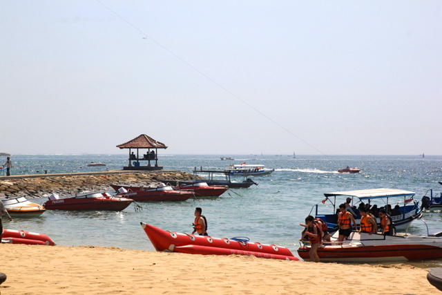 Tanjung Benoa berdampingan dengan Teluk Benoa. Foto: Luh De Suryani