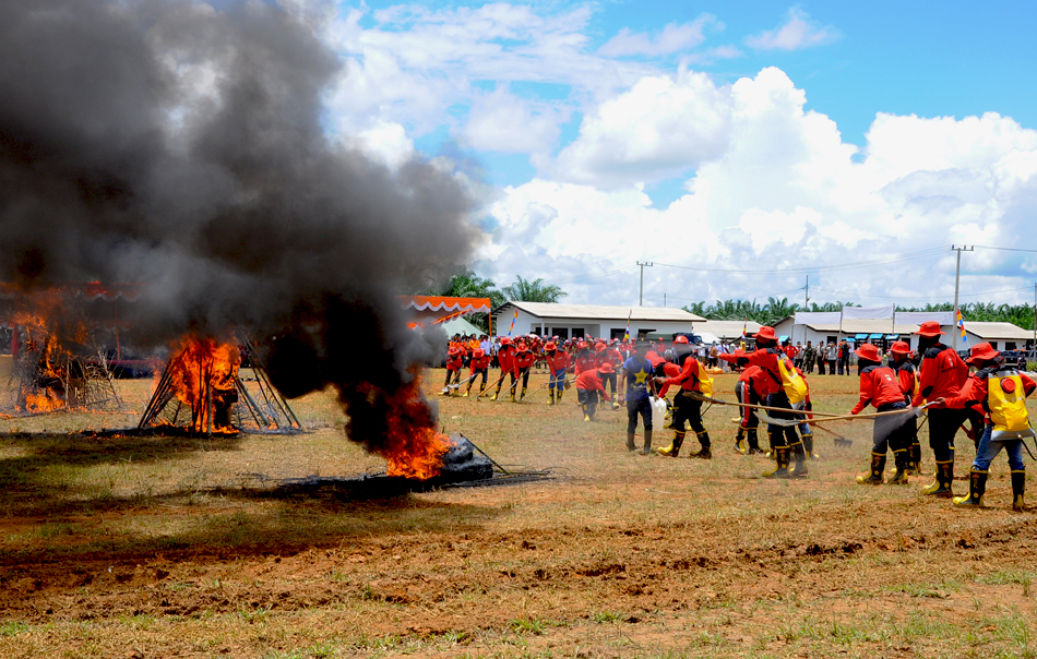 Simulasi Desa Siaga Api dan penanganan kebakaran yang terjadi. Foto: Aseanty Pahlevi