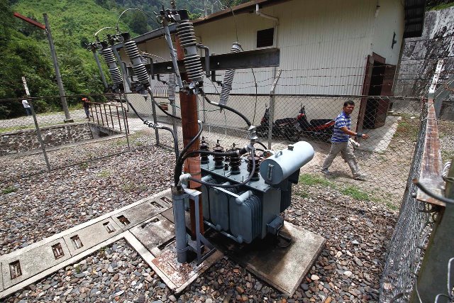 Listrik tenaga hidro di Gayo Lues yang memanfaatkan air sungai yang berhulu di TNGL. Foto: Junaidi Hanafiah