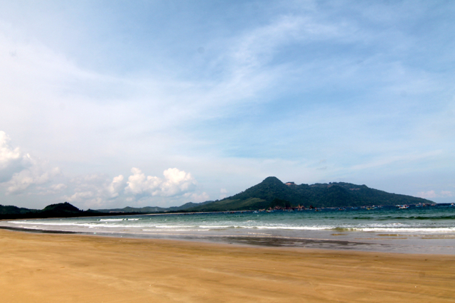 Tumpang Pitu, dilihat dari Dusun Pancer. Foto: Zuhana A Zuhro