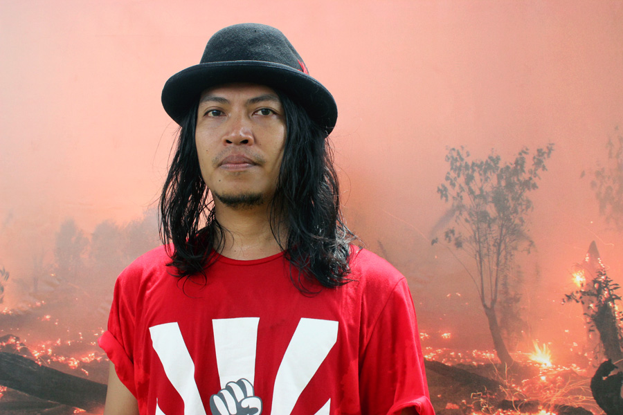Robi Navicula yang terus menyuarakan pentingnya menjaga lingkungan melalui musik. Foto: Rahmadi Rahmad