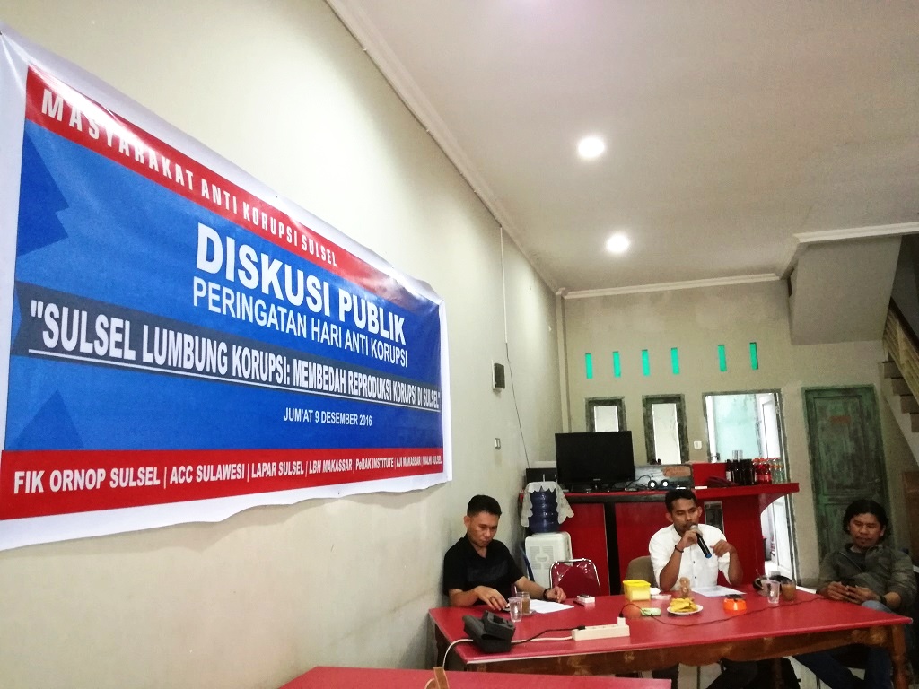 Masyarakat Anti Korupsi (Mars) Sulsel mencatat adanya trend peningkatankorupsi di Sulsel. Dikatakan lumbung korupsi karena dari sisi jumlahkerugian negara yang cukup besar, serta aktor dan modusnya yang berubah bentuk dan meluas. Foto: Wahyu Chandra