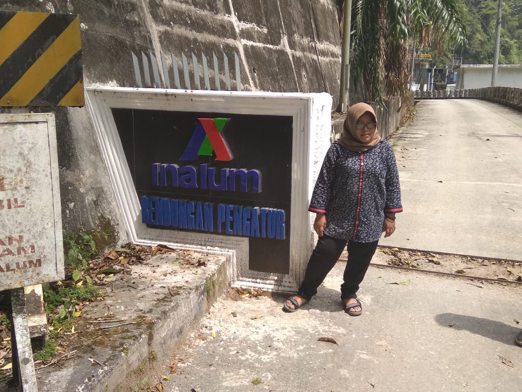 Armawati Chaniago, penggerak bank sampah. Foto: Barita News Lumbanbatu/ Mongabay Indonesia
