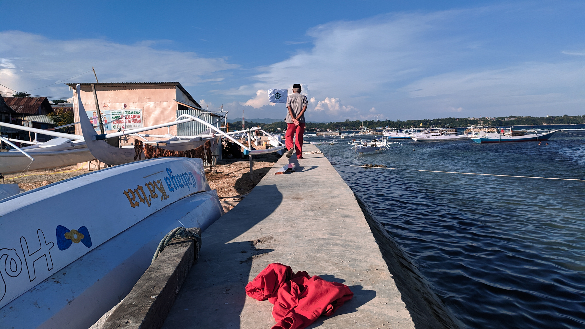 Tanggul WFC di Cilallang. Foto: Agus Mawan/ Mongabay Indonesia