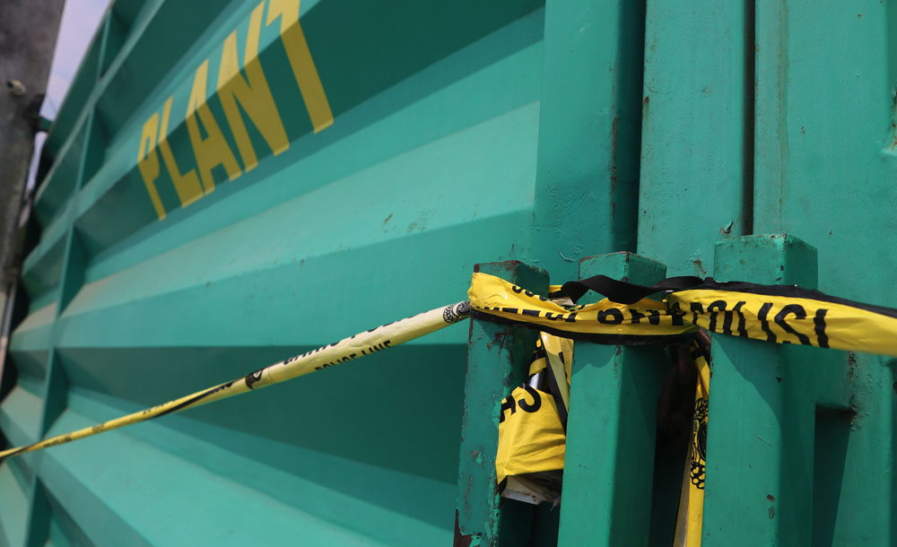 PT GEI, kena segel polisi. Foto: A Asnawi