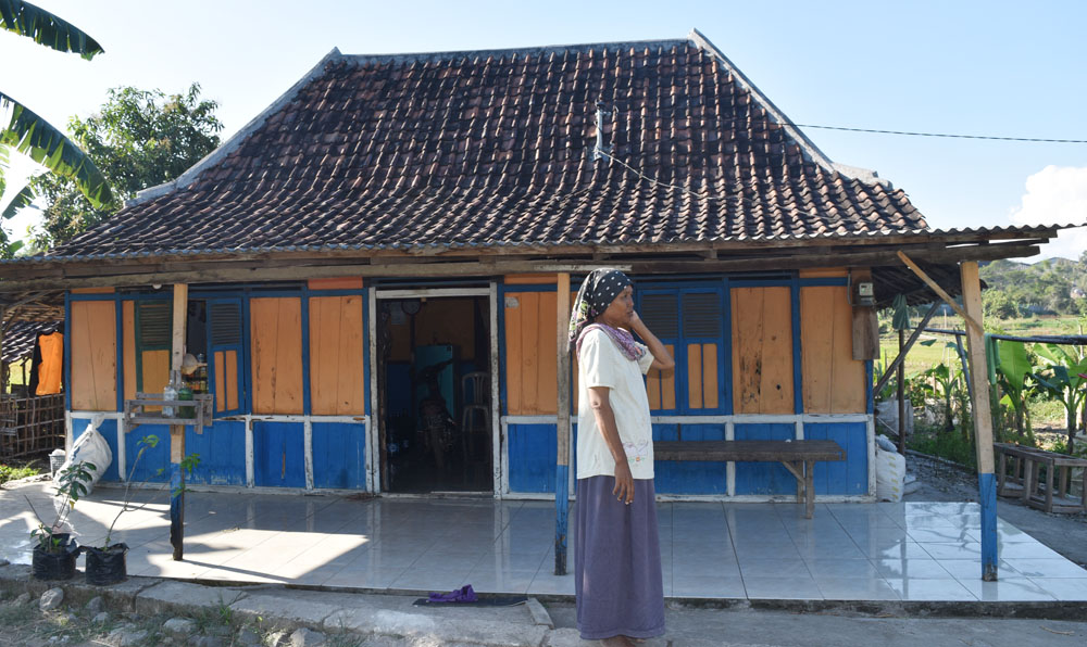 Rumah Jamak, salah satu rumah di Lakardowo yang sebelumnya ditimbuni limbah B3. Satu dari dua rumah yang telah di-clean up. Foto: A Asnawi
