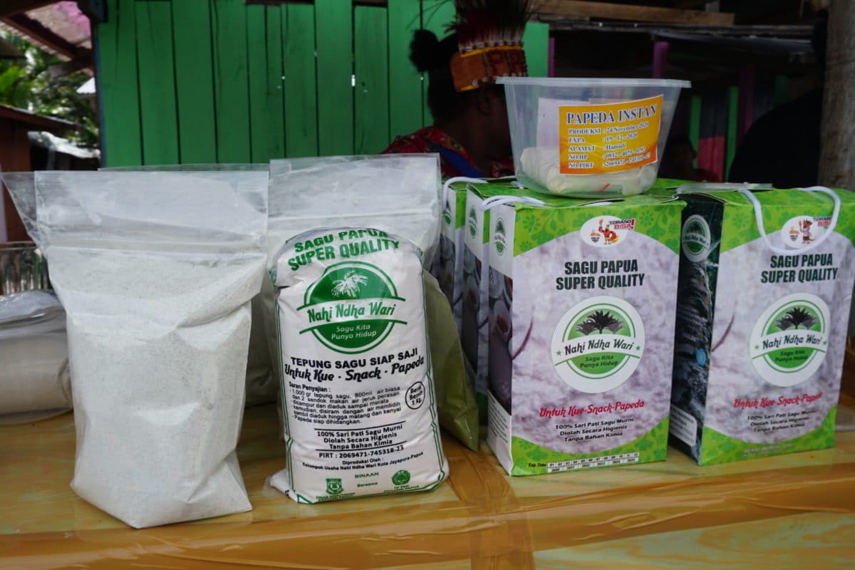 Produk olahan sagu. Foto: Asrida Elisabeth/ Mongabay Indonesia