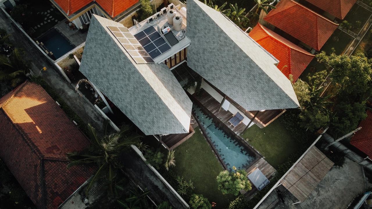 Instalasi PV di LeBaoh, Bali. Foto: dokumen Gung Kayon