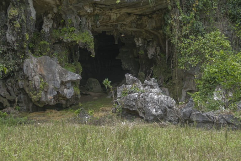 Mulut Leang Tedongnge, di Kampung Biku. Foto: Eko Rusdianto/ Mongabay Indonesia