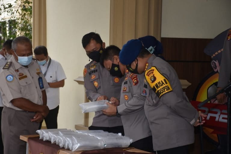 Polda Jambi kemabli berhasil menggagalkan aksi penyelundupan dua ratus ribu lebih benur, baru-baru ini. Foto: Humas Polda Jambi