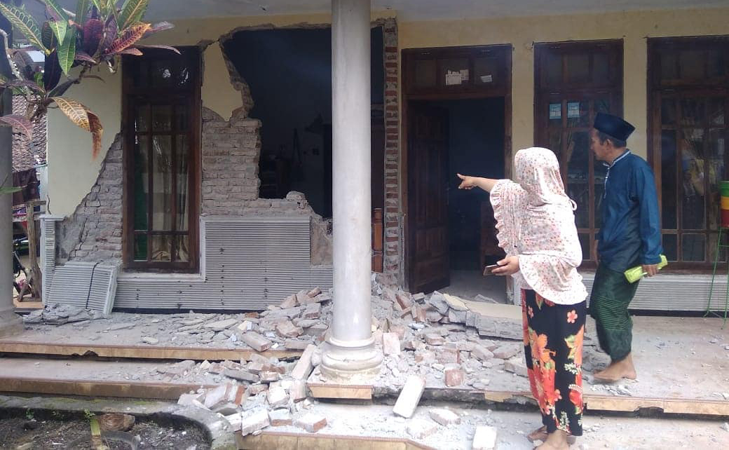 rumah rusak akibat gempa berkekuatan 6,1 SR. (Foto : BPBD Kabupaten Malang)