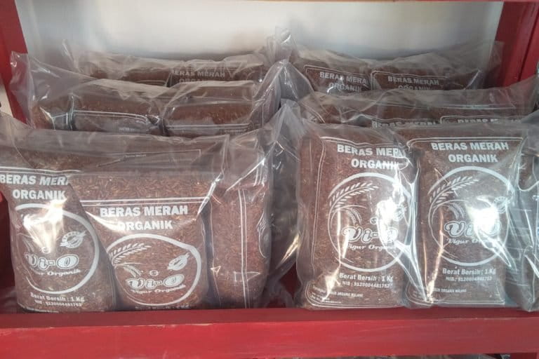 Produk olahan organik dari Vigur Organik. Foto: Eko Widianto/ Mongabay Indonesia
