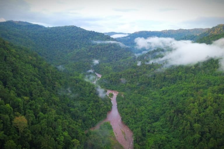 Han Halmahera, tempat hidup Orang Tobelo Dalam, yang terus tergerus. antara lain jadi tambang-tambang skala besar. Foto: Opan Jacky