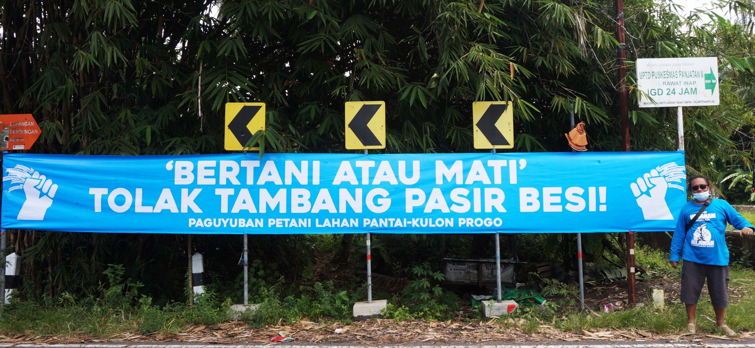 Spanduk penolakan tambang pasir di pesisir Kulonprogo. Foto: Tim Kolaborasi Liputan Agraria