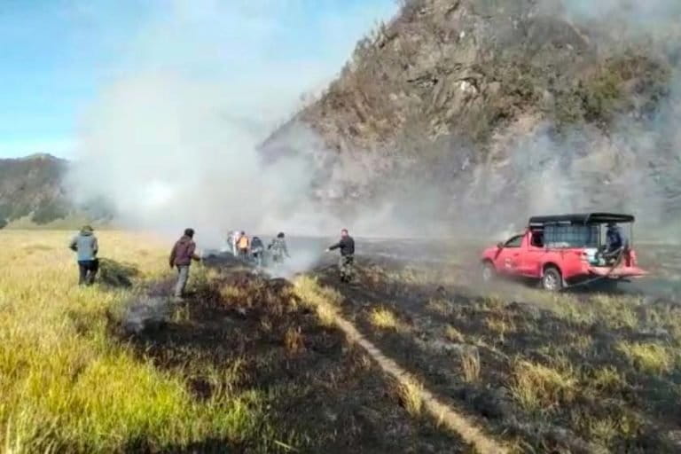 Sisa-sisa kebakaran setelah berhasil dipadamkan. Foto: Istimewa