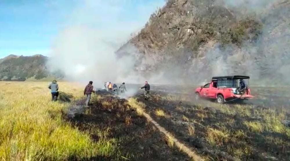Sisa-sisa kebakaran setelah berhasil dipadamkan. Foto: Istimewa