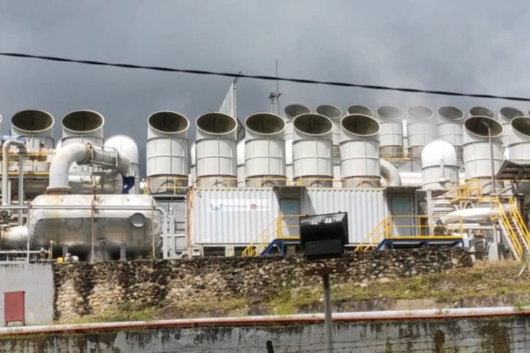 Pipa pembangkit panas bumi di Sorik Marapi, Mandailing Natal. Foto: Ayat S Karokaro/ Mongabay Indonesia