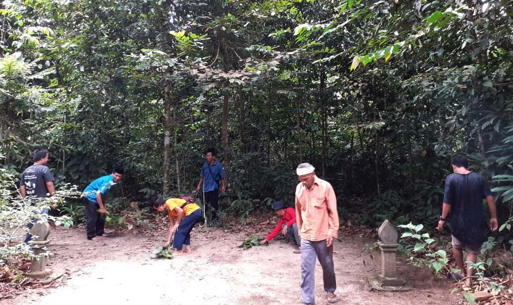 Hutan Keramat Penyabungan. Foto: Suryadi/ Mongabay Indonesia