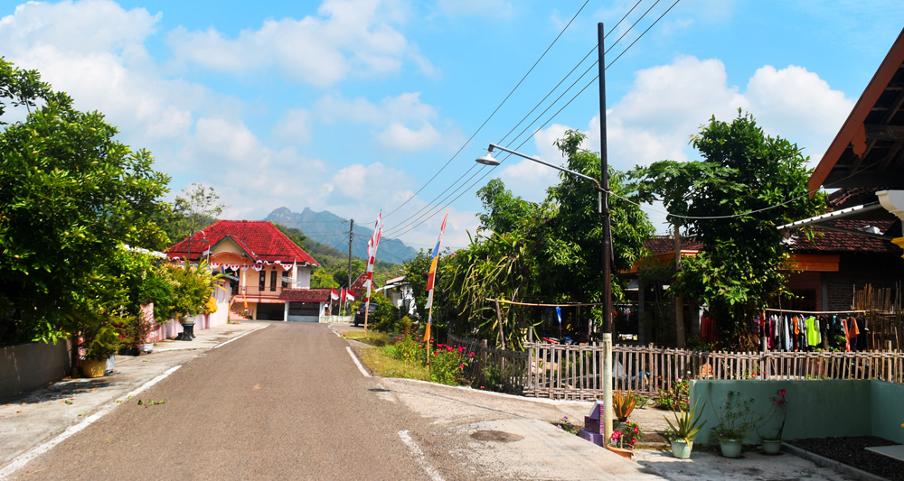 Pemukiman warga di Wonogiri ini akan jadi area pertambangan emas? Foto: A. Asnawi/ Mongabay Indonesia