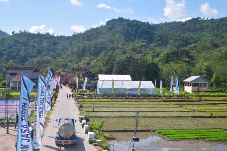 Kawasan perbukitan Desa Sukorejo, Kecaman Gandusari, Kabupaten Trenggalek. Banyak area bekas tambang dijumpai disini.