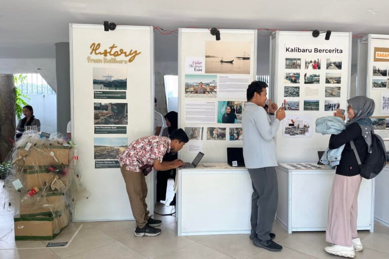 Pameran Aksi Muda yang diinisiasi oleh World Resource Institute dan peserta Muda Melangkah di Lapangan Banteng, Jakarta Pusat, Juli 2023.