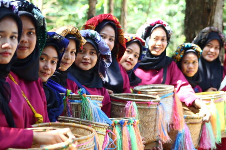 Ambung, alat membawa bekal makan ketika ke sungai dan sawah.Foto: Elviza Diana/ Mongabay Indonesia