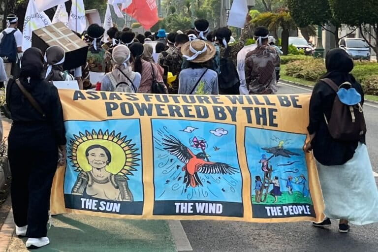 Sebuah survei menunjukkan bahwa generasi muda Indonesia menyebutkan 81% masyarakat Indonesia setuju bahwa pemerintah perlu mendeklarasikan kondisi darurat iklim. Bahkan 89% pemilih berusia muda menginginkan adanya percepatan penutupan PLTU batubara. Foto: Niko Dwi Wicaksana/Mongabay Indonesia