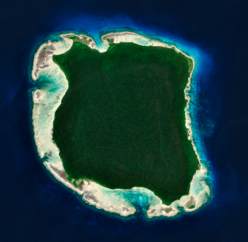 Pulau North Sentinel dilihat dari udara| Foto oleh Contains modified Copernicus Sentinel data 2023, Attribution, https://commons.wikimedia.org/w/index.php?curid=155930482
