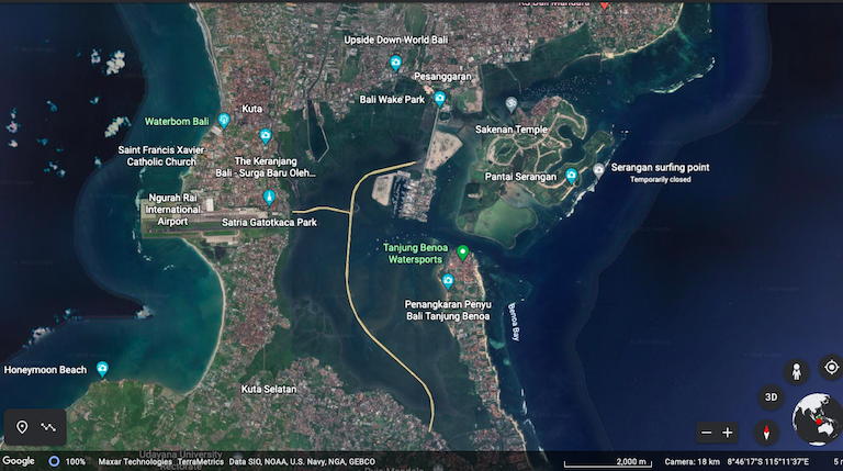 Kawasan mangrove yang membentengi Bali Selatan di kawasan Teluk Benoa dan sekitarnya. Foto: Google Earth