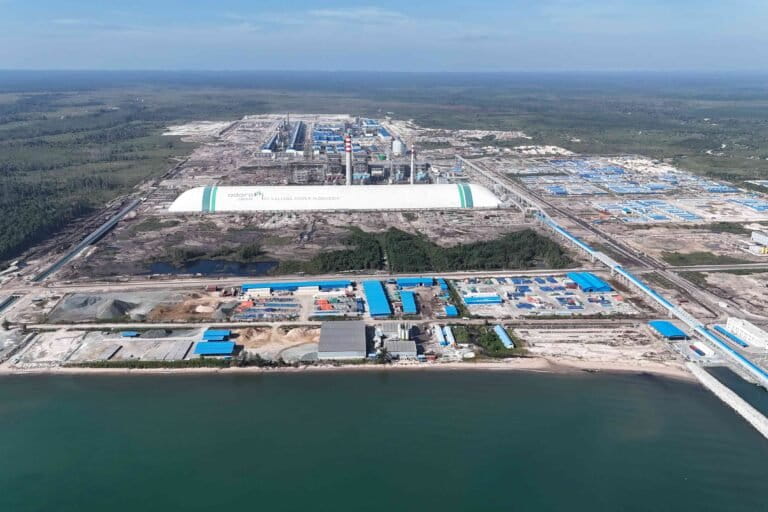 awasan Industri di desa Mangkupadi, sedang dibangun berbagai pasilitas pabrik untuk menopang smelter di kabupaten Bulungan, Kaltara pada 12 November 2025. Foto Nugal Institute .jpeg