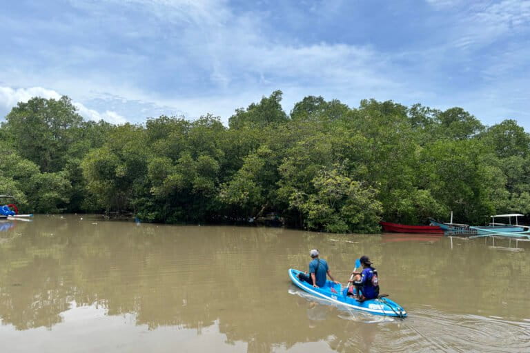 Dahulunya kawasan ini adalah tambak. Sejak 2005, masyarakat menyulapnya menjadi kawasan ekowisata mangrove. Foto: Kadek Dian Dwiyanti H./ Mongabay Indonesia