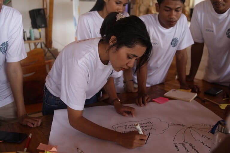 Menilik Peluang Pekerjaan Hijau di NTT