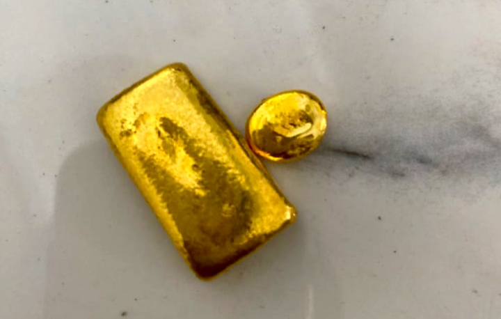 Kucing-kucingan Demi Sebongkah Emas Mandailing Natal