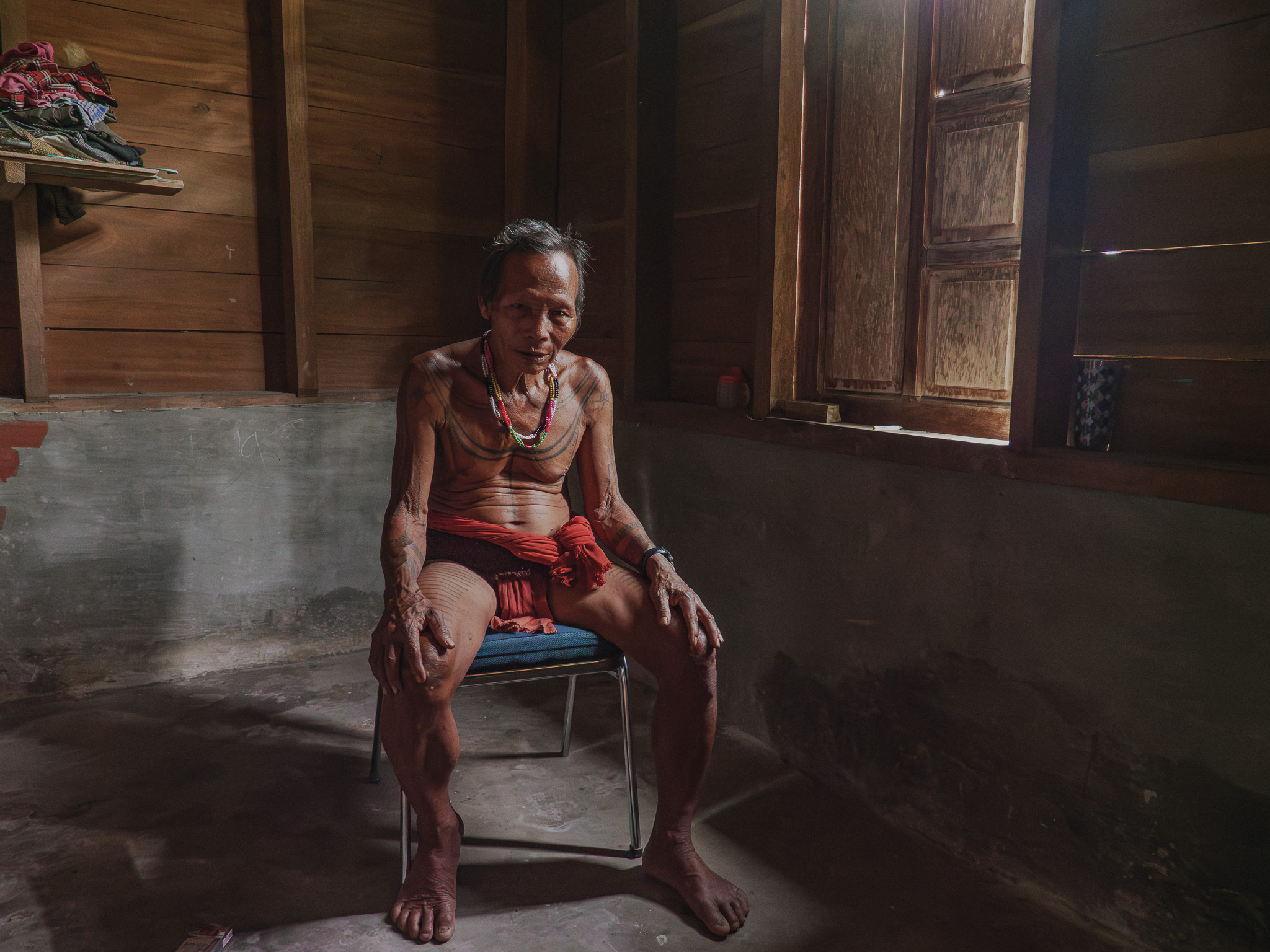 Antara Ritual dan Perubahan: Kisah Sikerei dan Masa Depan Bilou di Siberut