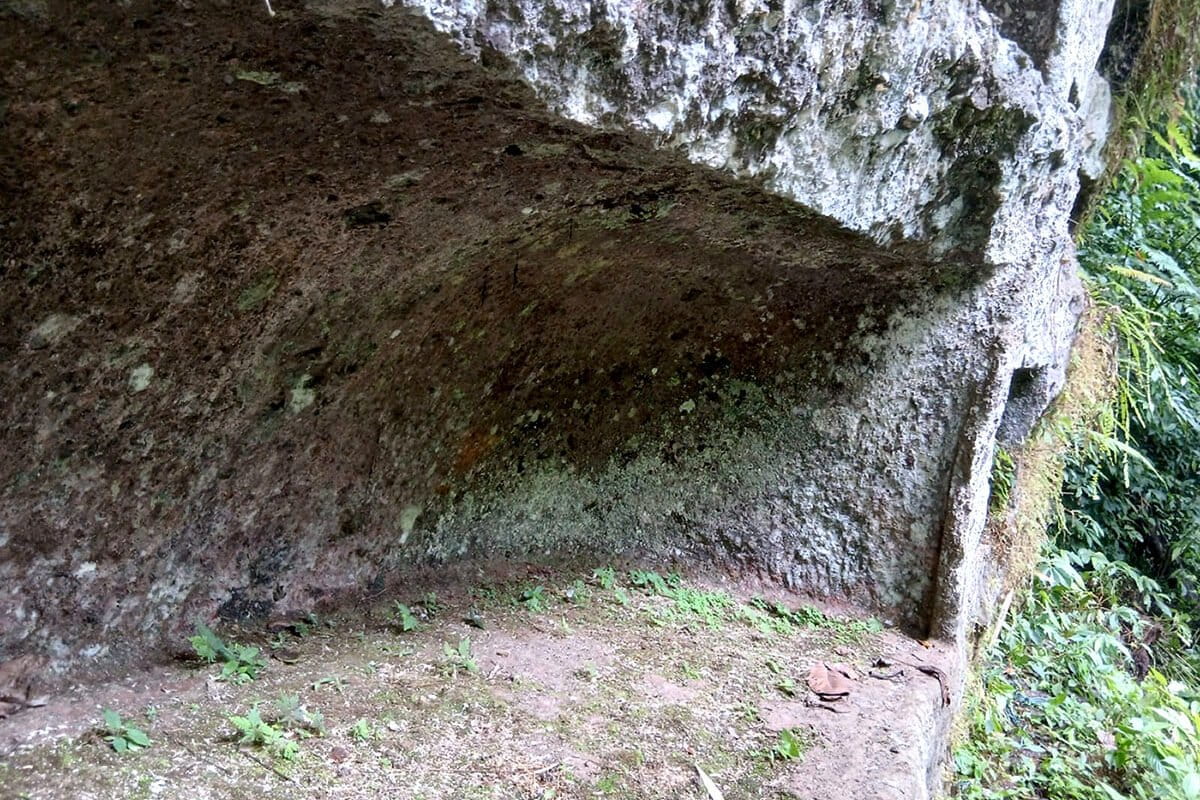 Batu Berkamar, Jejak Peradaban Megalitik di Taman Nasional Bogani Nani Wartabone