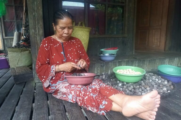 Cerita Masyarakat Loksado Bergantung Hidup dari Jaga dan Kelola Hutan Meratus