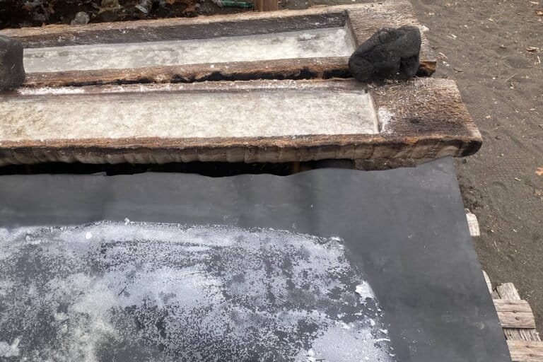 Hadapi Berbagai Tantangan, Garam Kusamba Terancam Punah